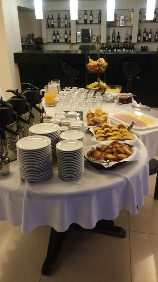 Hotel Casino Hue Melen Zapala Bagian luar foto